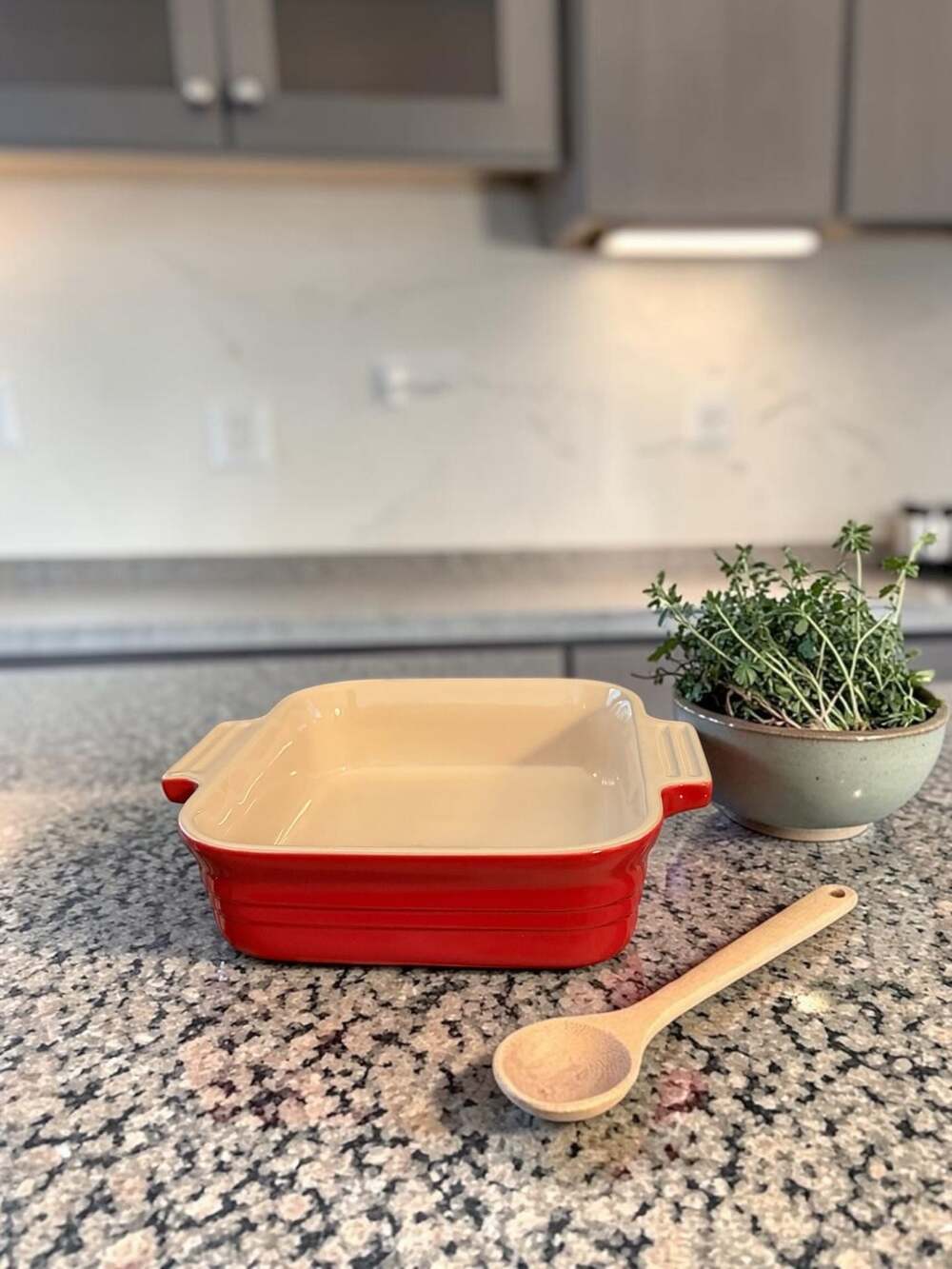 Red Le Creuset 6"x6” Square Petite Stonewear Baking Dish. 10-43 Pre Owned.